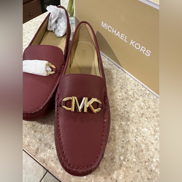 Michael Kors Loafers! New in box! - Picture 3 of 5